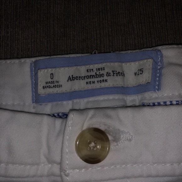 Abercrombie & Fitch shorts - Picture 3 of 3